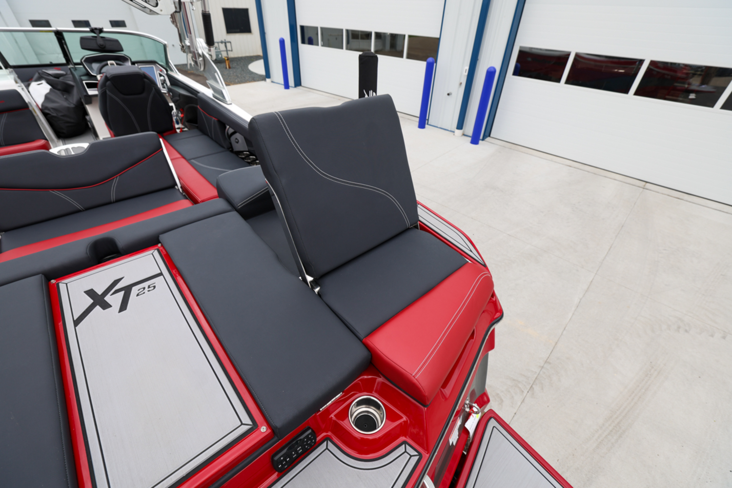 2021 MasterCraft XT25