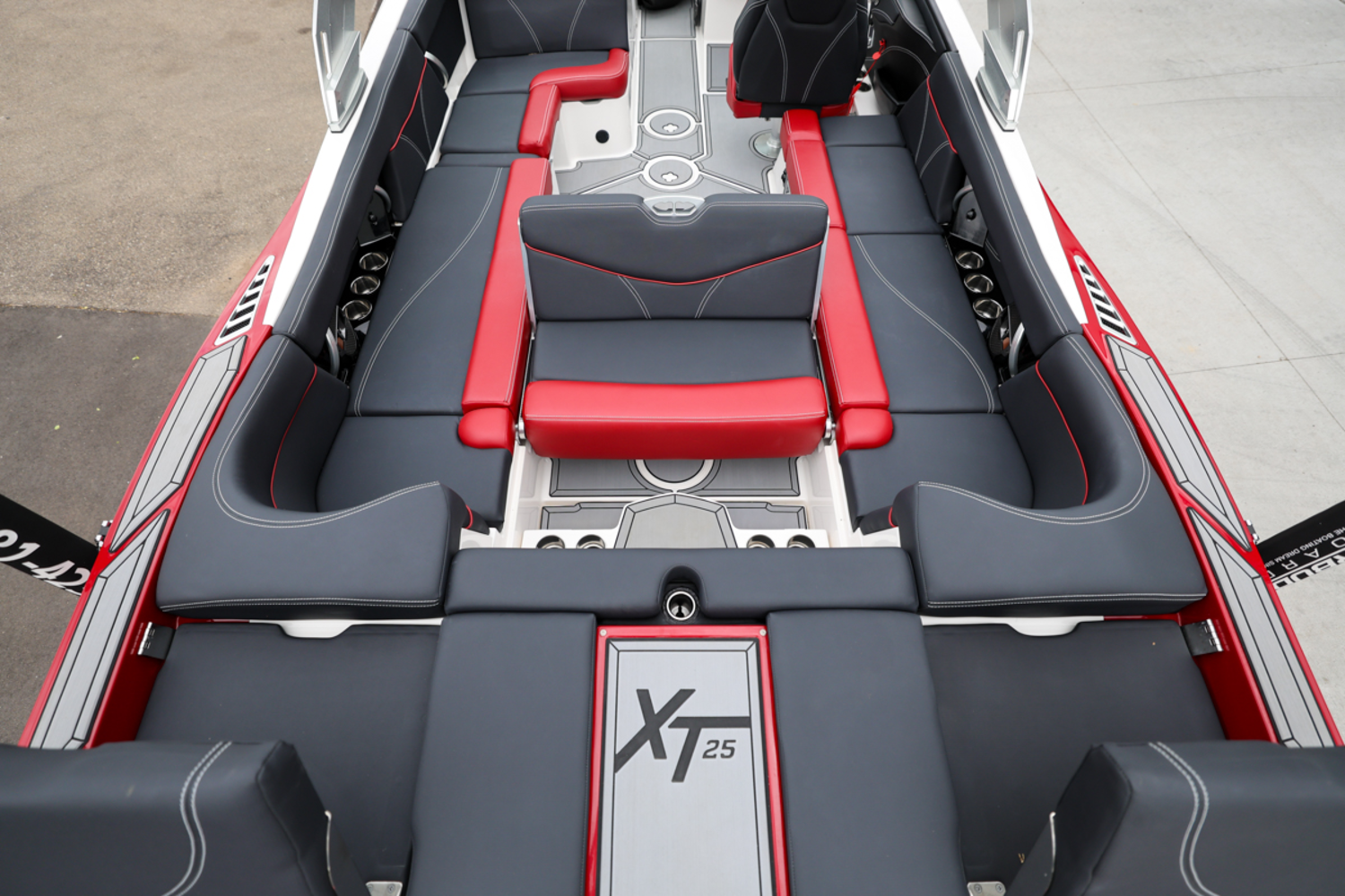 2021 MasterCraft XT25