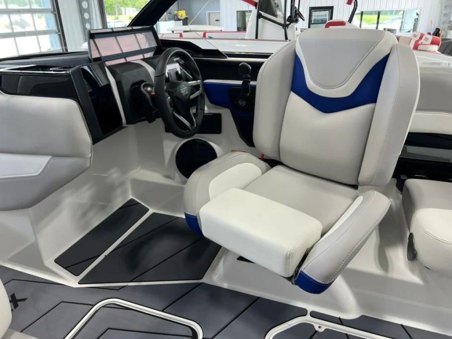 2026 Malibu Boats 21 LX for sale in Grove, Oklahoma