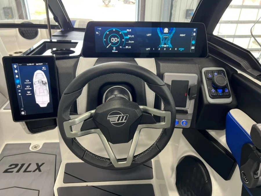 2026 Malibu Boats 21 LX for sale in Grove, Oklahoma
