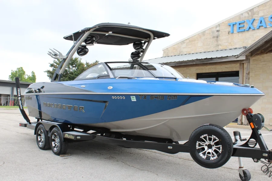 2016 Malibu Boats Wakesetter 23 LSV for sale in Austin, Texas