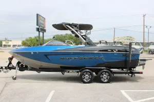 2016 Malibu Boats Wakesetter 23 LSV for sale in Austin, Texas