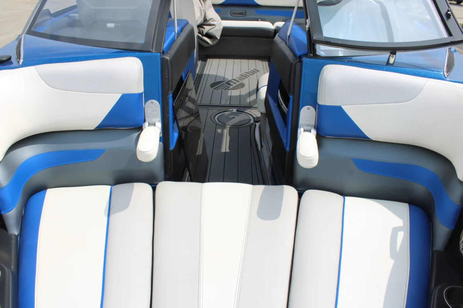 2016 Malibu 23 LSV