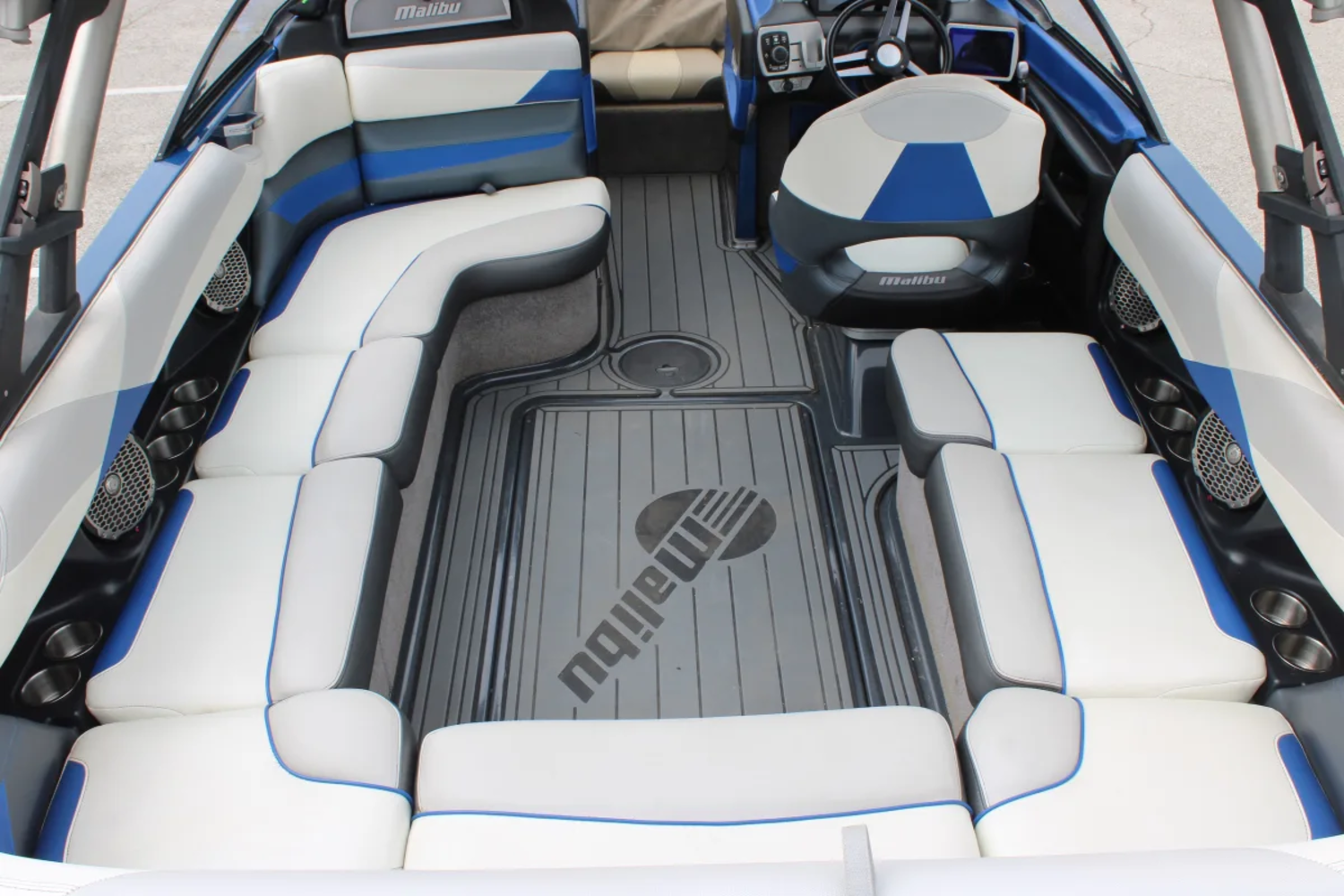 2016 Malibu 23 LSV