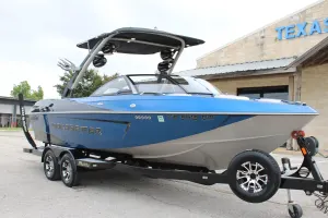 2016 Malibu Boats Wakesetter 23 LSV for sale in Austin, Texas
