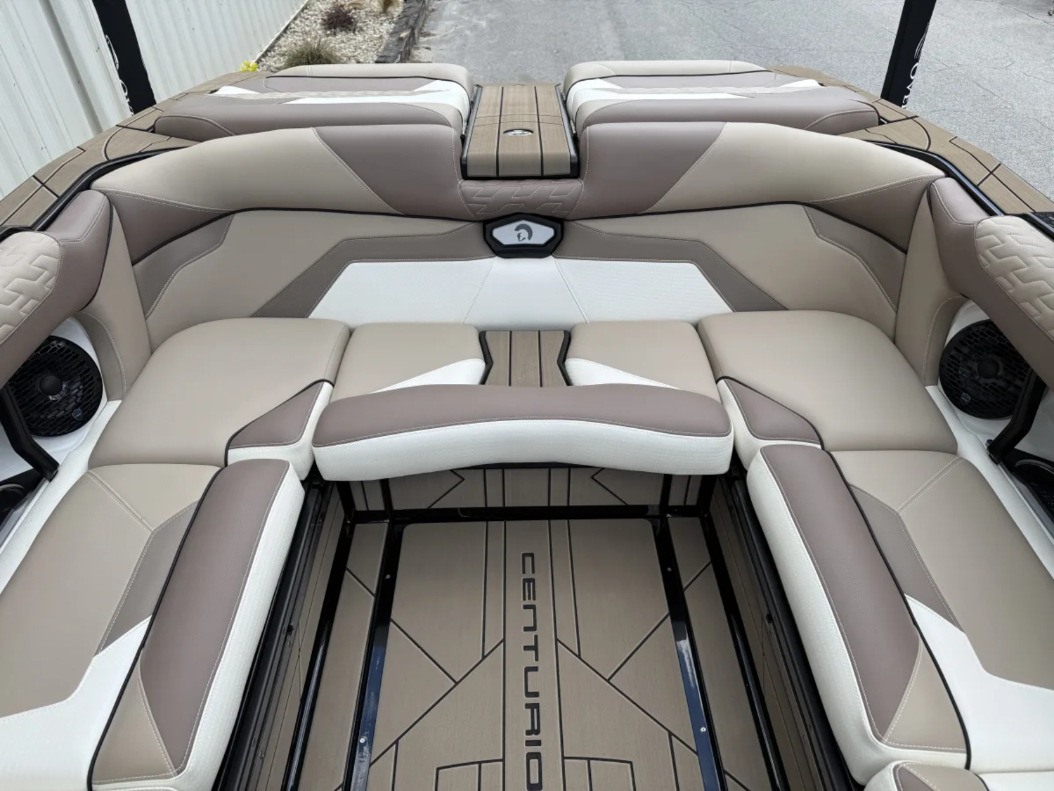 2026 Centurion Ri230