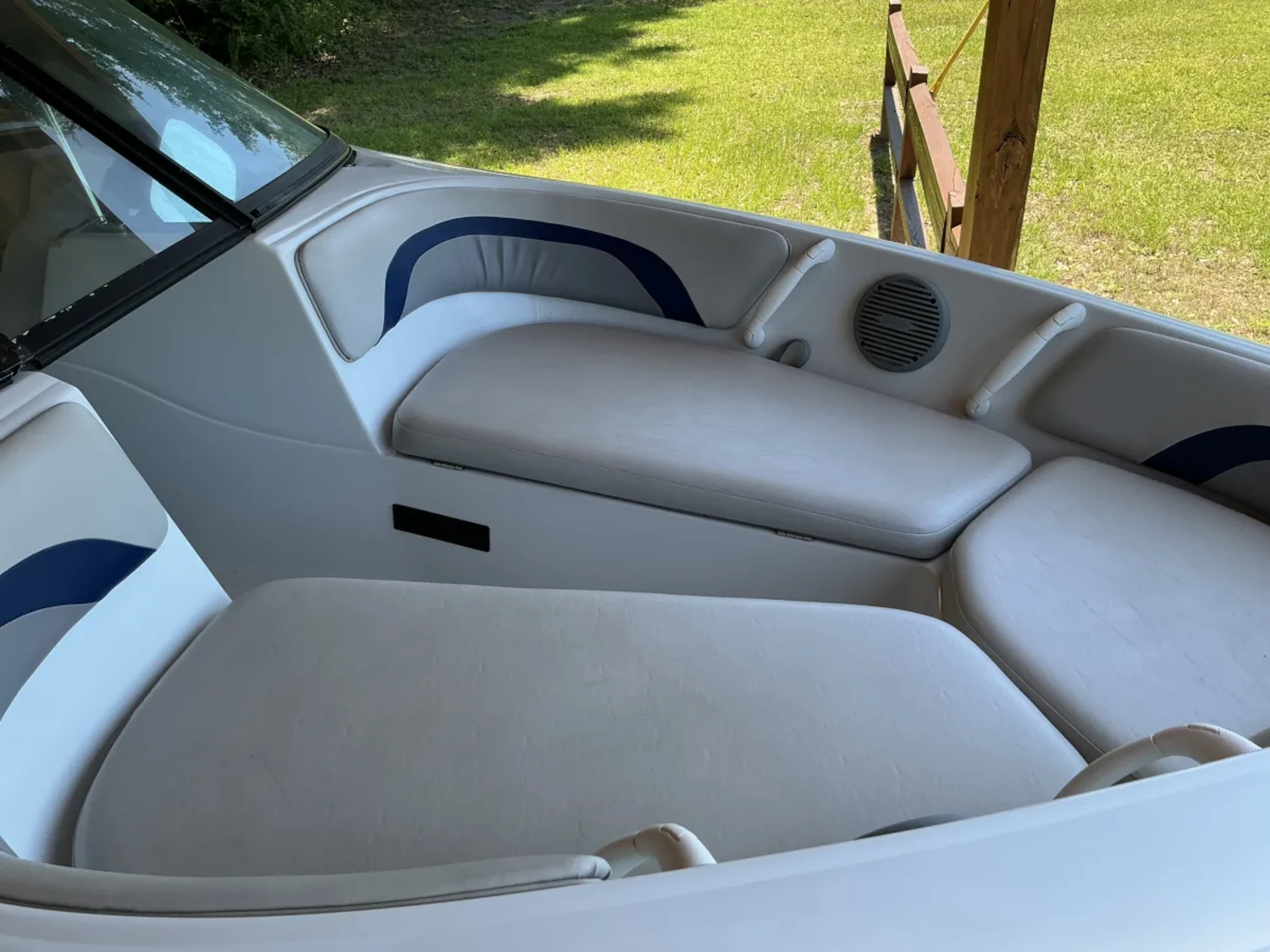 2002 Moomba Outback