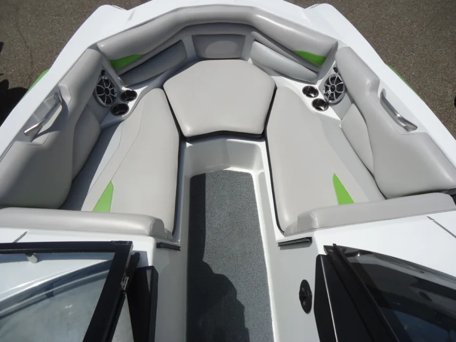 2018 Axis Boats A22 for sale in Waterford, Michigan
