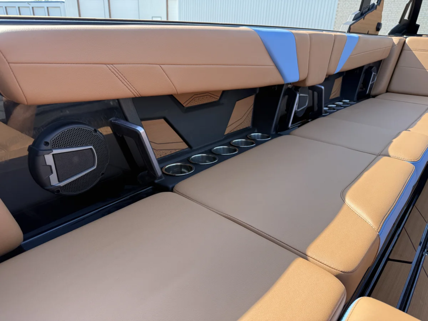 2026 Axis T250