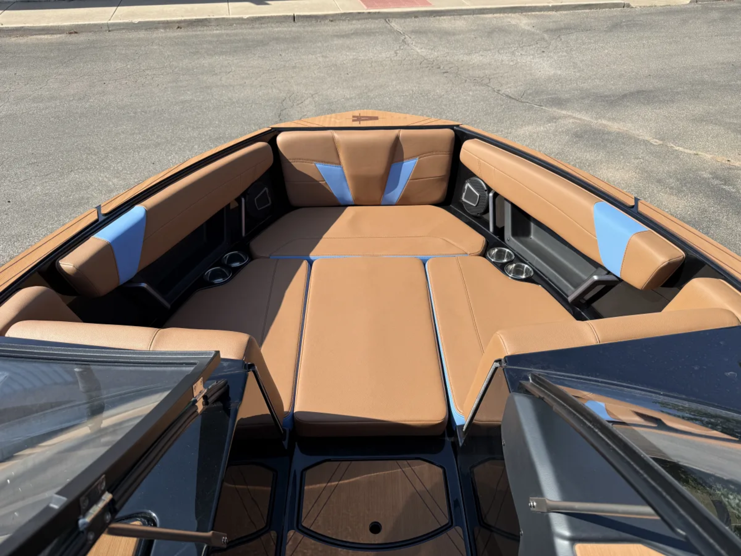 2026 Axis T250
