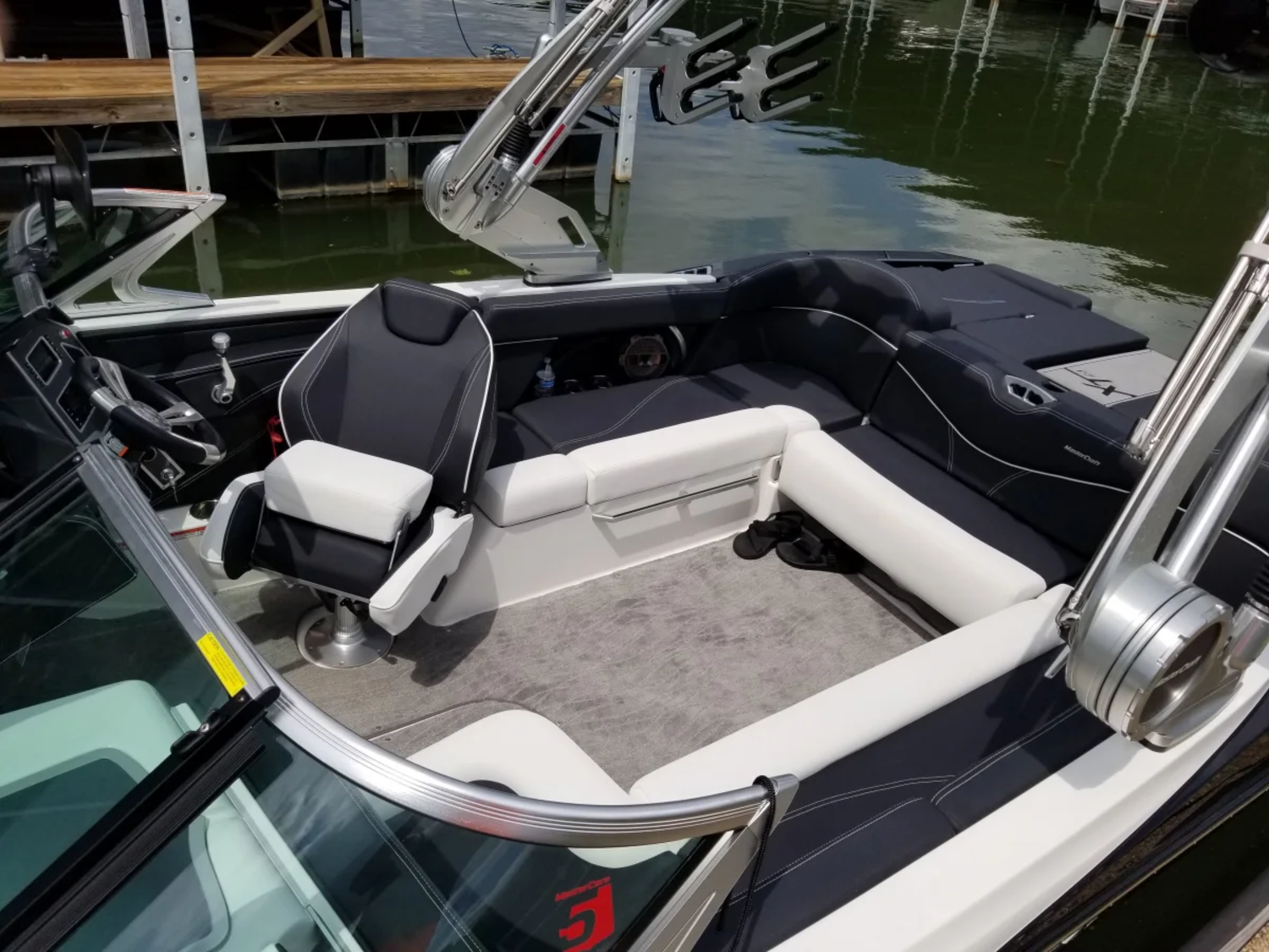 2018 MasterCraft Boats XT23