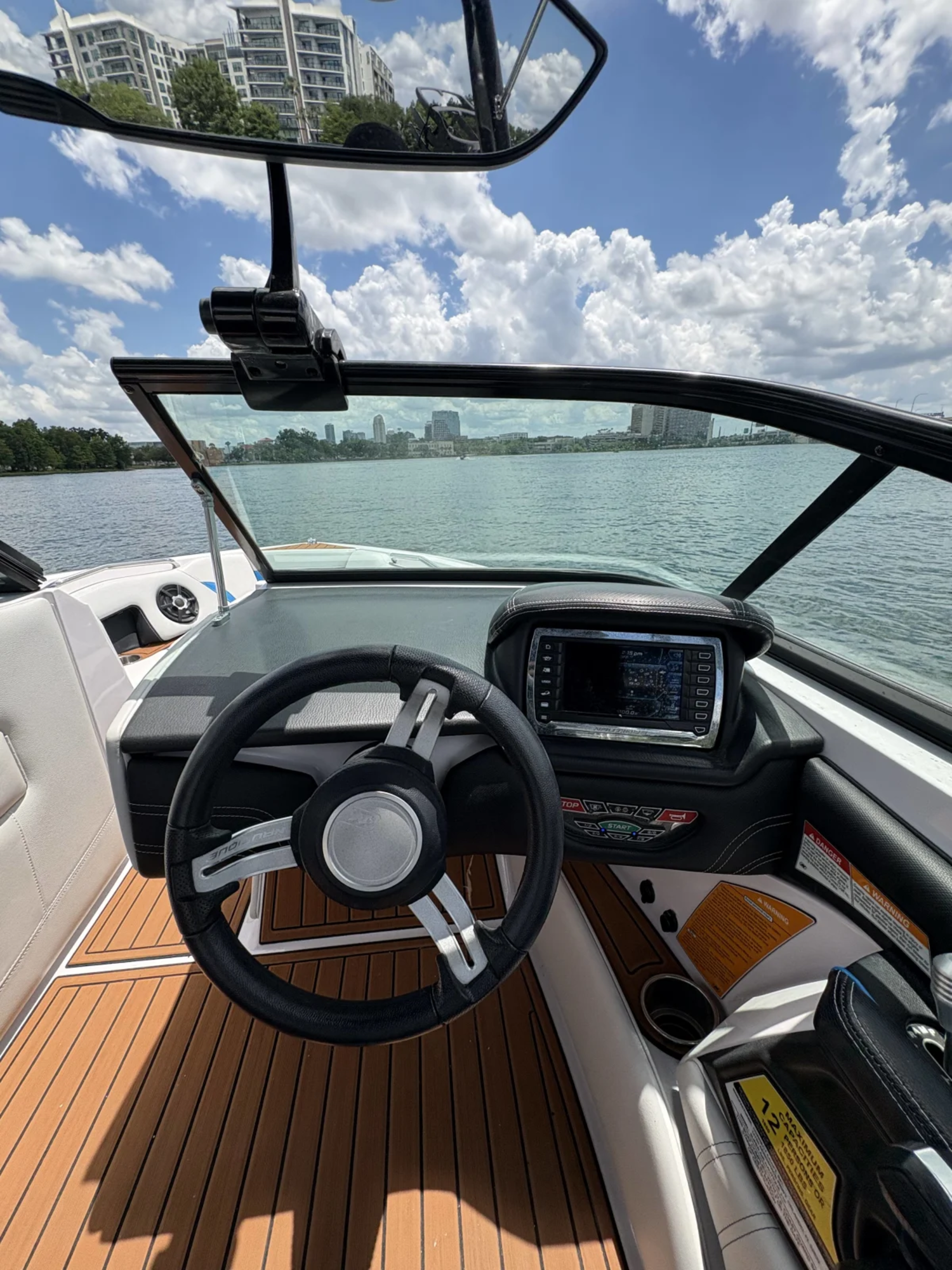 2014 Nautique Super Air 210