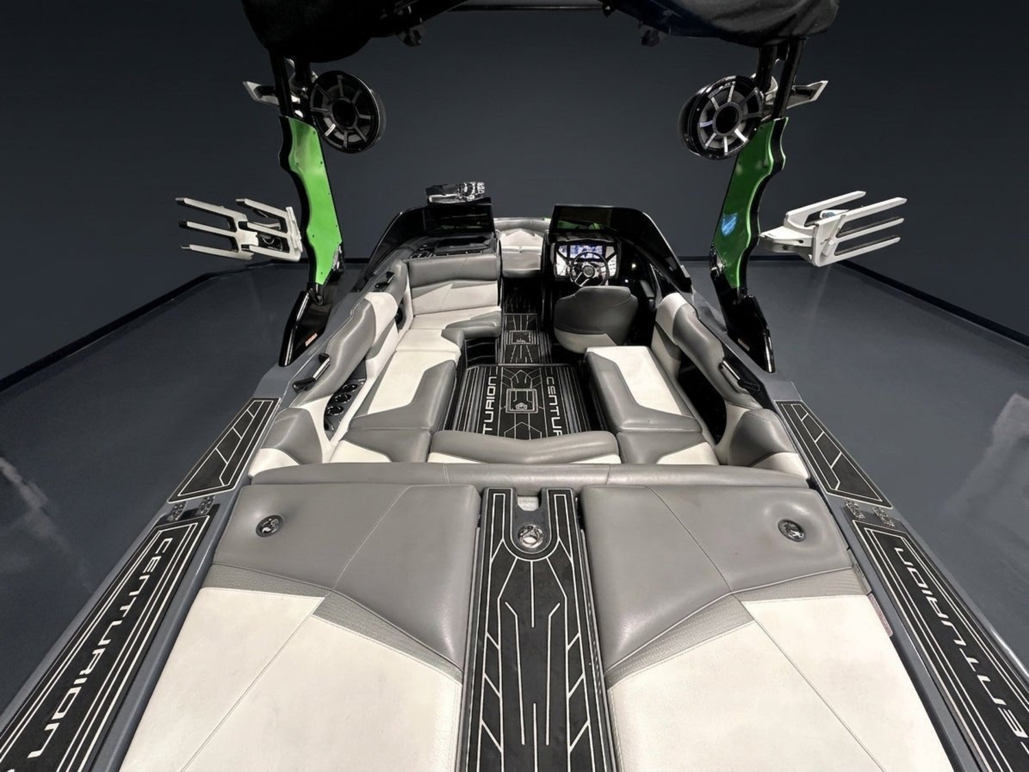2018 Centurion Boats Fi23