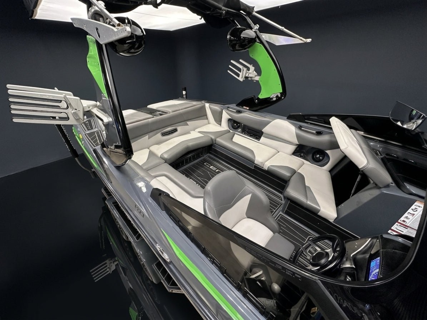 2018 Centurion Boats Fi23