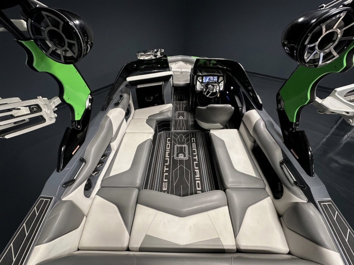 2018 Centurion Boats Fi23