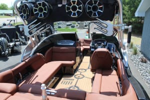 2018-mastercraft-x23-131756-image17