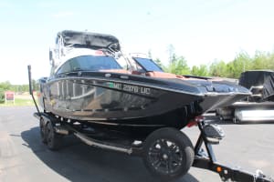 2018-mastercraft-x23-131756-image4