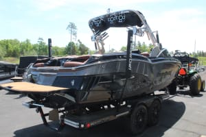2018-mastercraft-x23-131756-image5