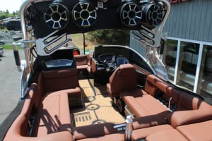 2018-mastercraft-x23-131756-image6