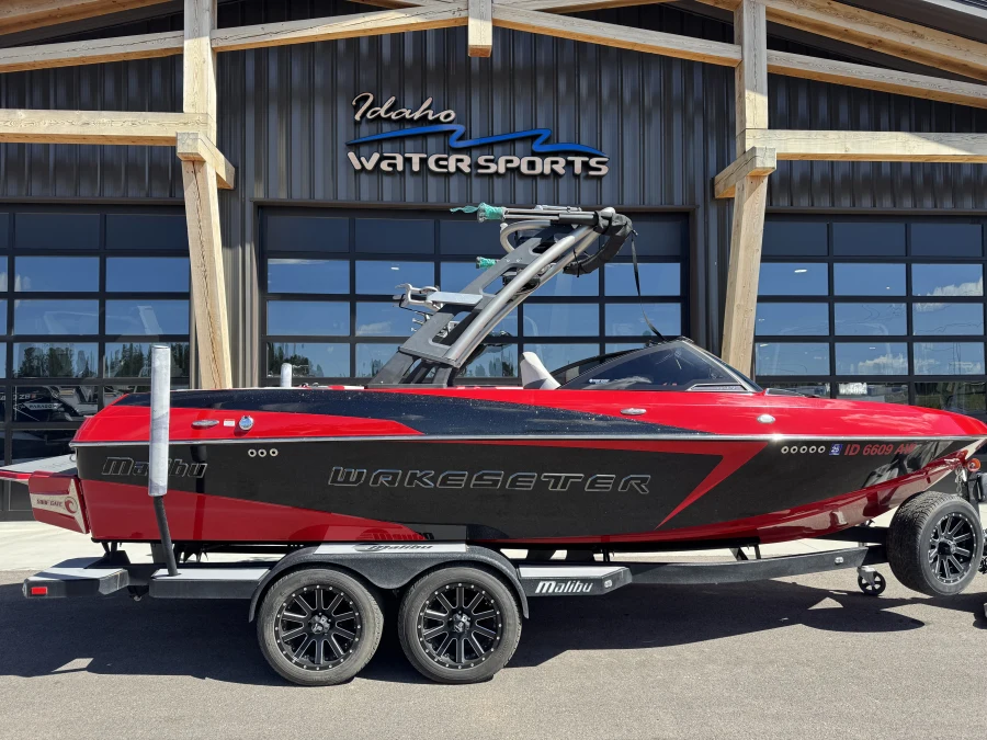 2016 Malibu Boats Wakesetter VLX for sale in Nampa, Idaho