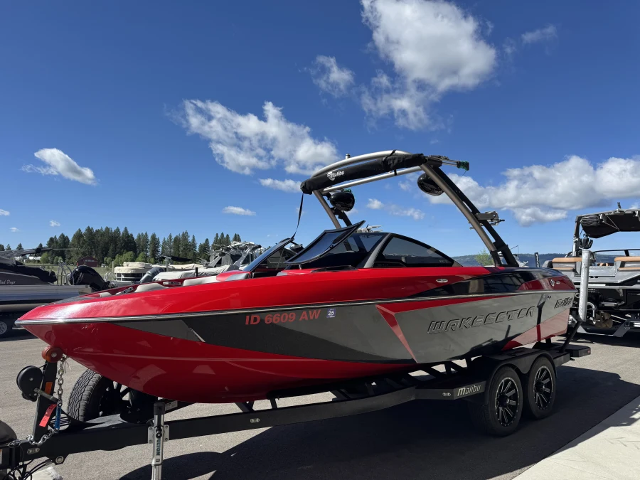 2016 Malibu Boats Wakesetter VLX for sale in Nampa, Idaho