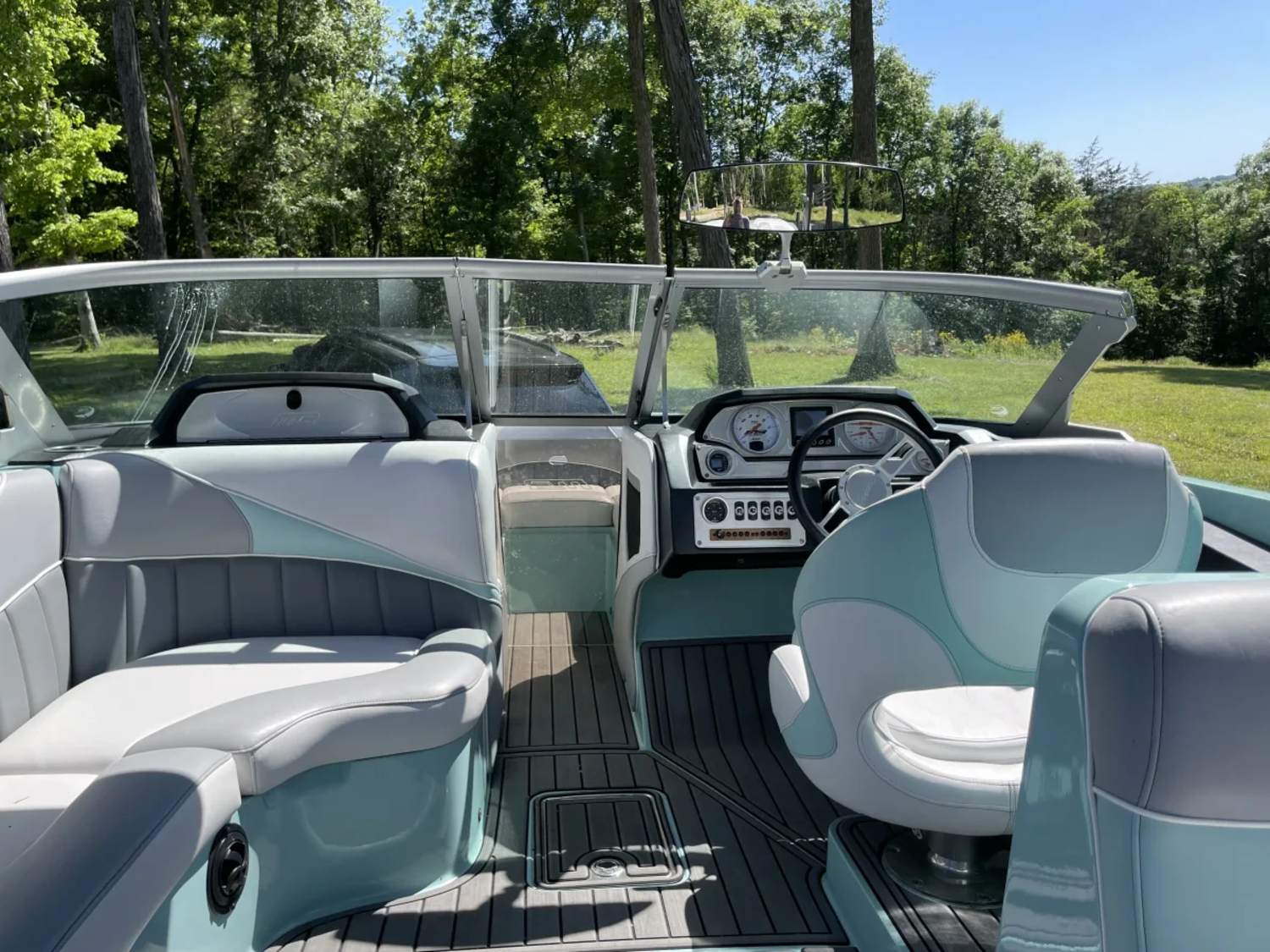 2020 MB Sports Boats F22 Tomcat