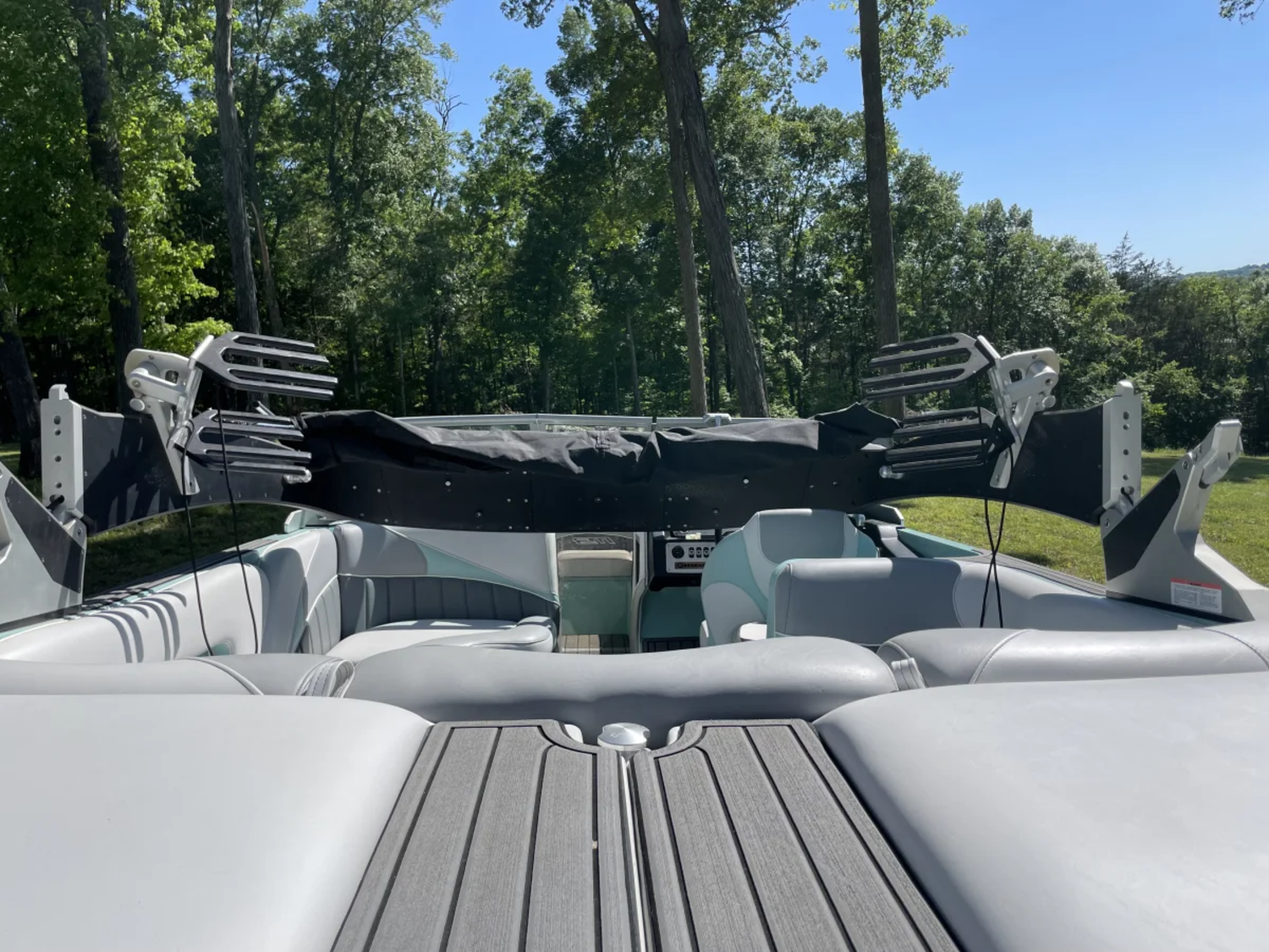 2020 MB Sports Boats F22 Tomcat