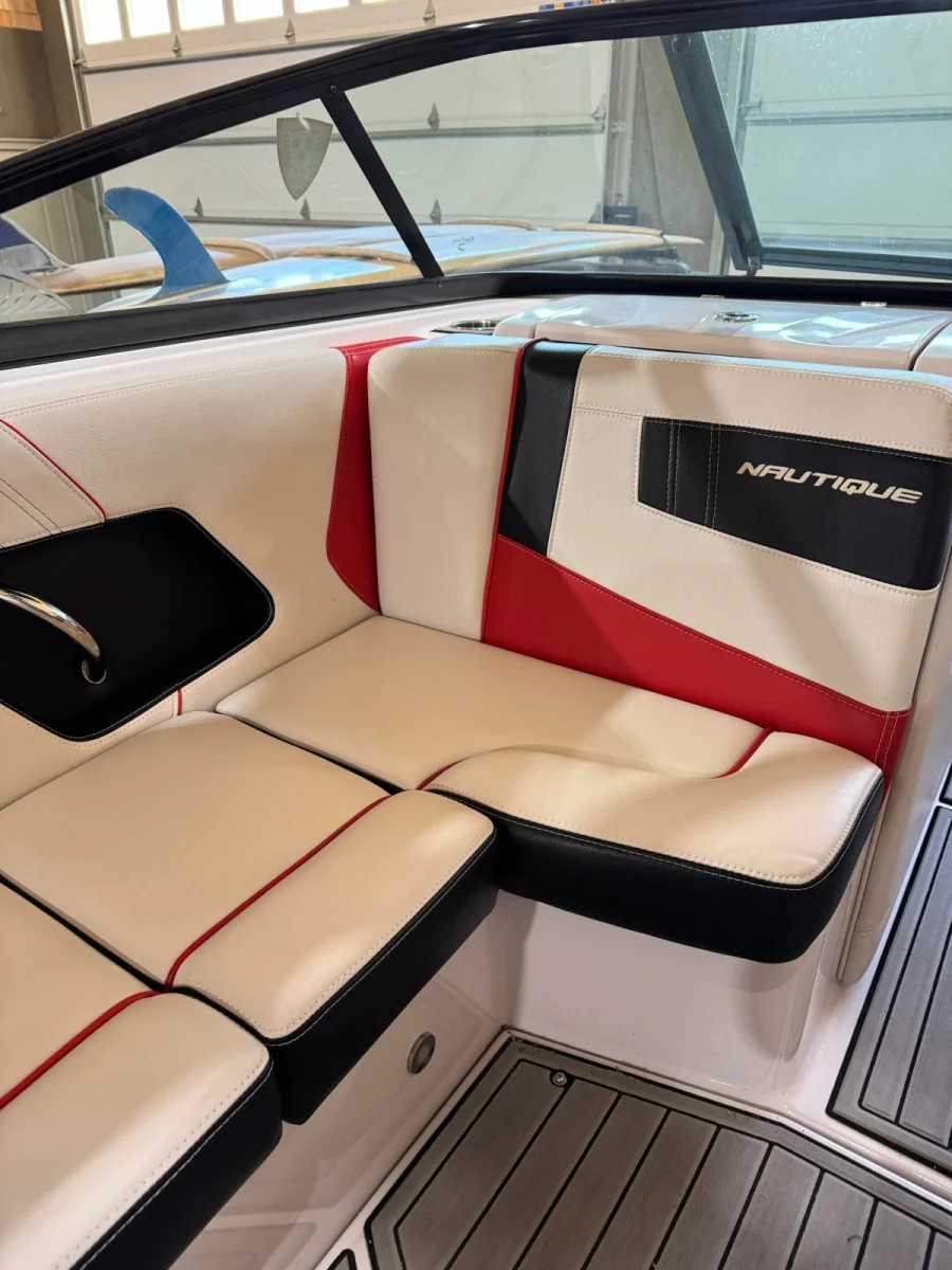 2014 Nautique Boats Super Air Nautique 210 for sale in Coal Valley, Illinois