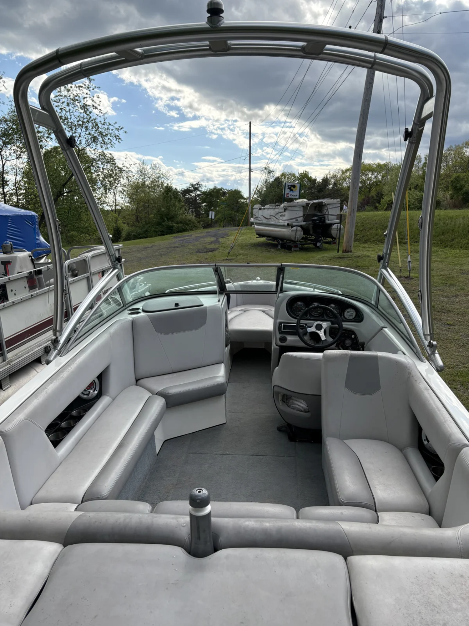 2008 Supreme Boats V212