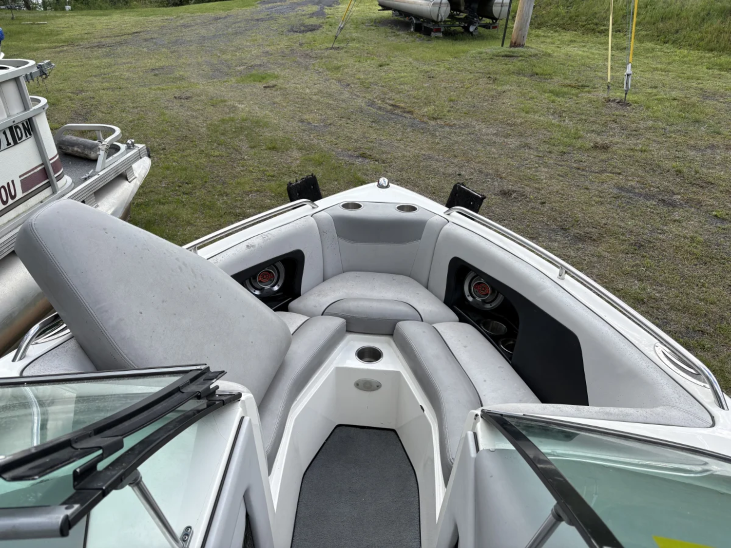 2008 Supreme Boats V212