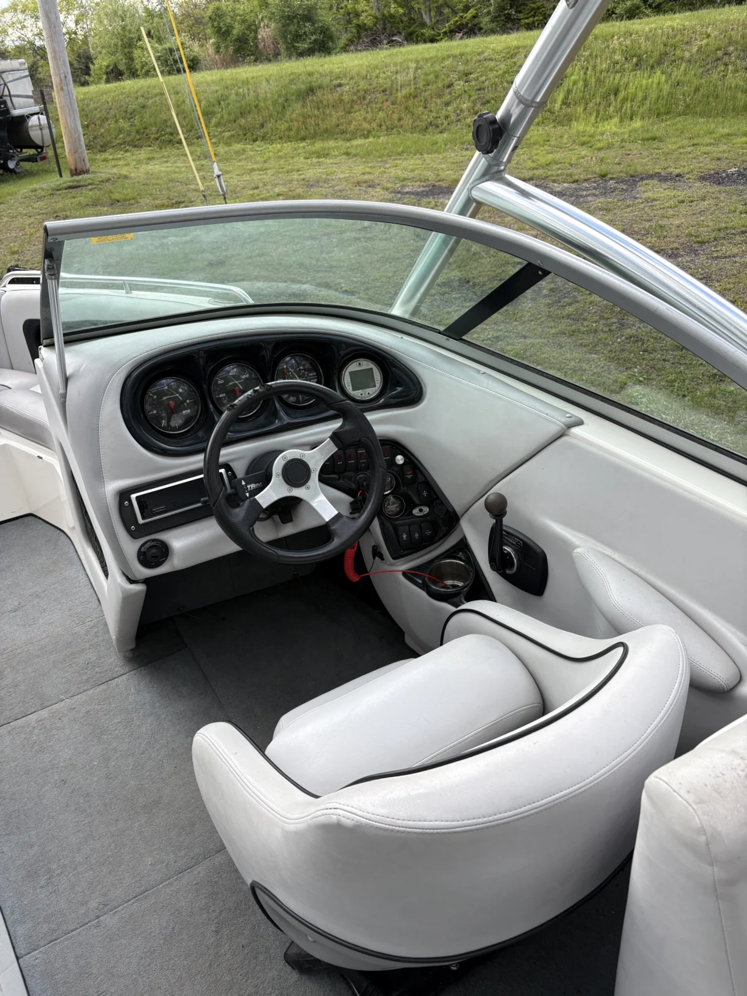 2008 Supreme Boats V212