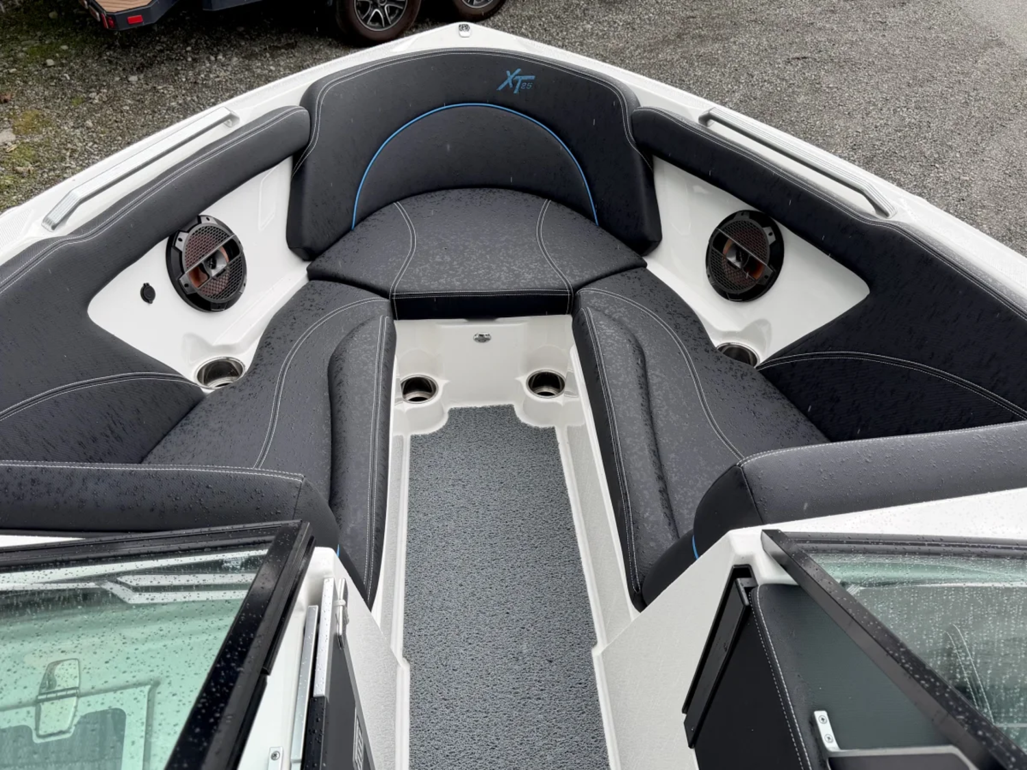 2019 MasterCraft XT25 