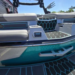 2020 Malibu Boats M240 for sale in Beaverton, Oregon