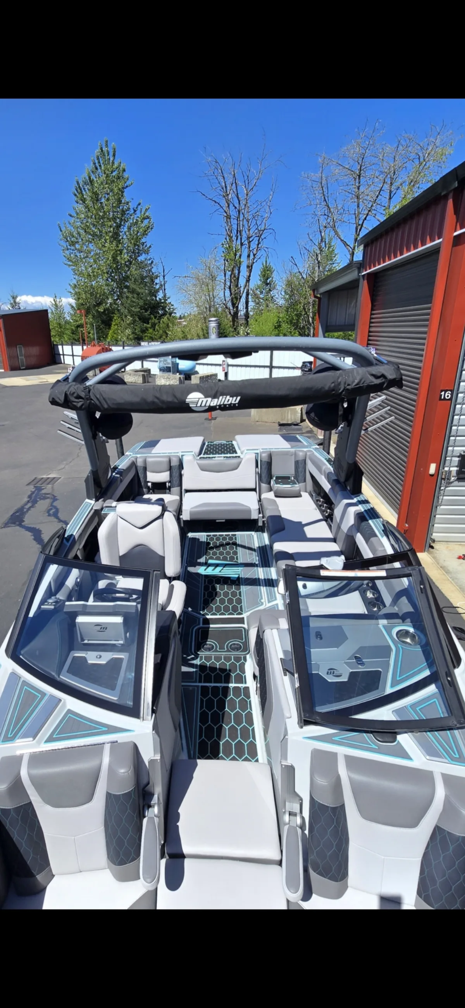 2020 Malibu M240