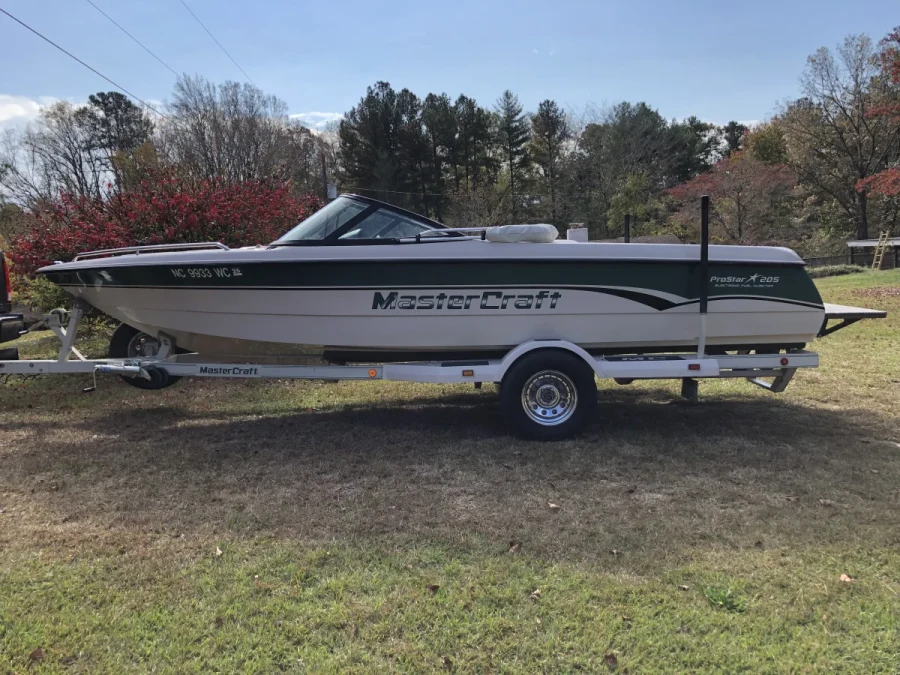 1998 Mastercraft Boats Prostar 205 for sale in Pittsboro, North Carolina