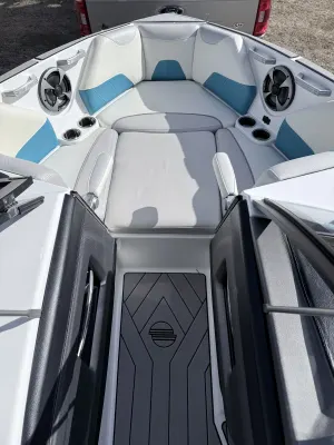 2018 Malibu Boats Wakesetter 23 LSV for sale in Dallas, Texas
