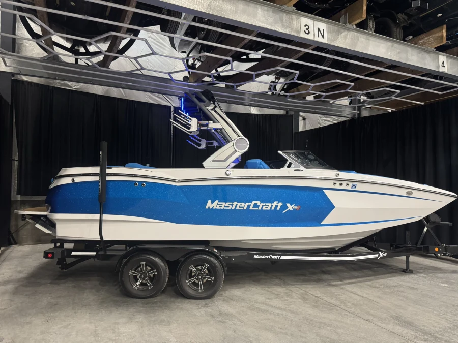 2024-mastercraft-x-star-104754-image3