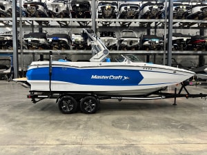 2024-mastercraft-x-star-104754-image3
