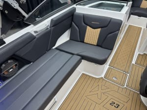 2022-mastercraft-xt23-112695-image11