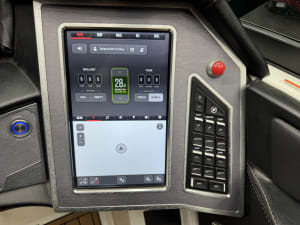 2022-mastercraft-xt23-112695-image16
