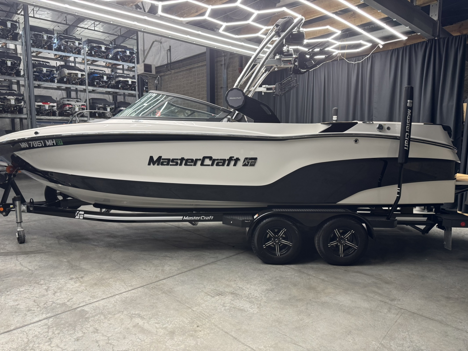 2022 MasterCraft XT23