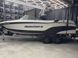 2022-mastercraft-xt23-112695-image2