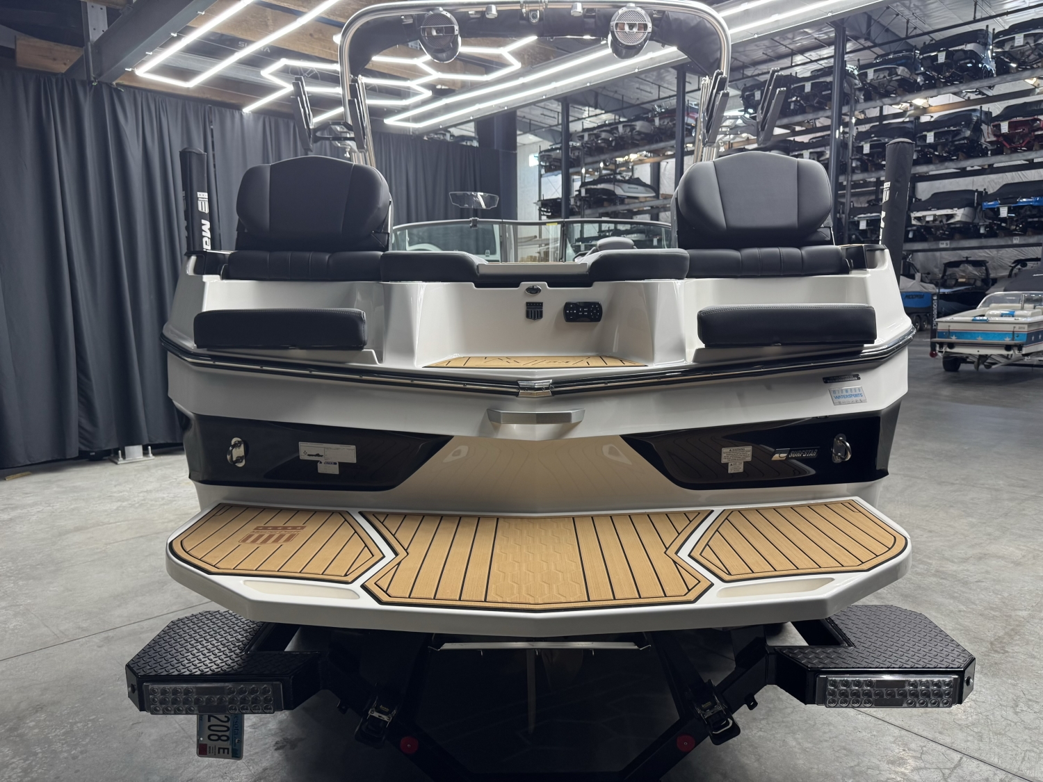 2022 MasterCraft XT23