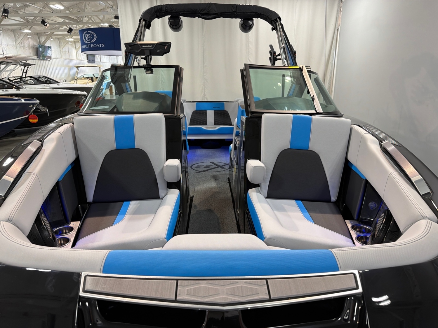 2023 MasterCraft X22