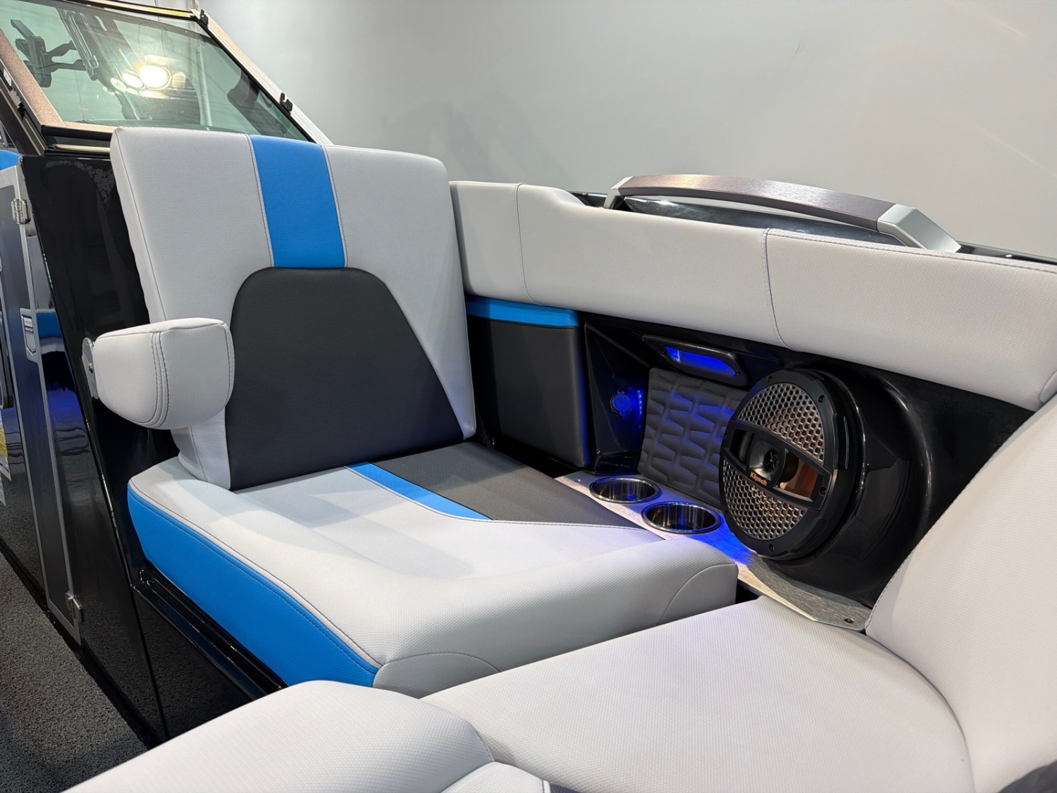 2023 MasterCraft X22