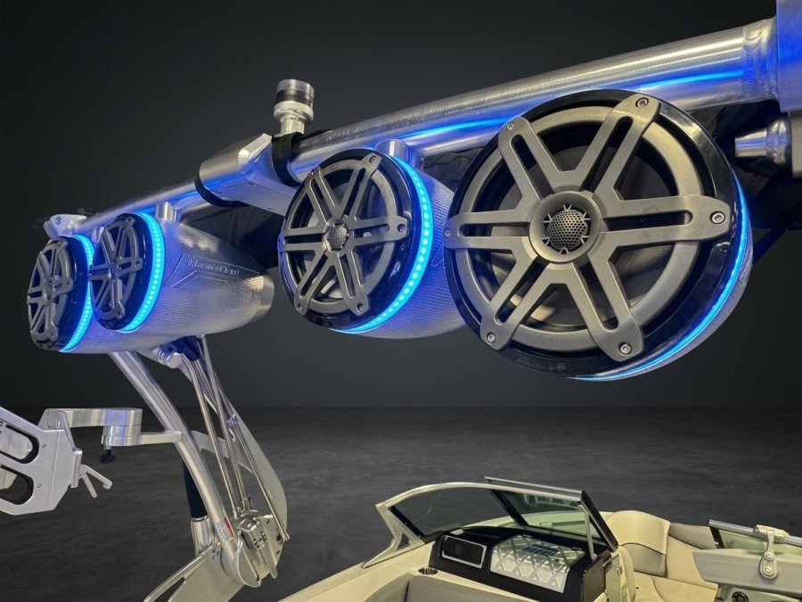 2016-mastercraft-x23-131737-image13