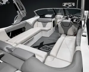 2016-mastercraft-x23-131737-image2
