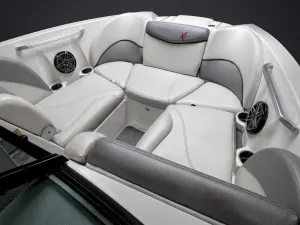 2016-mastercraft-x23-131737-image5