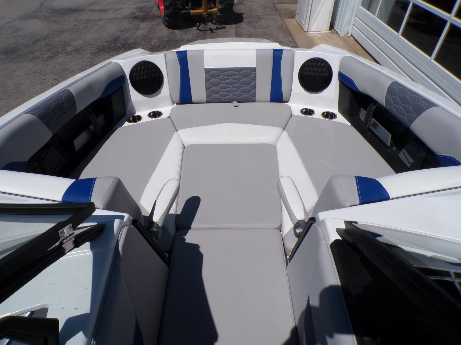 2026 Malibu Wakesetter 24 MXZ