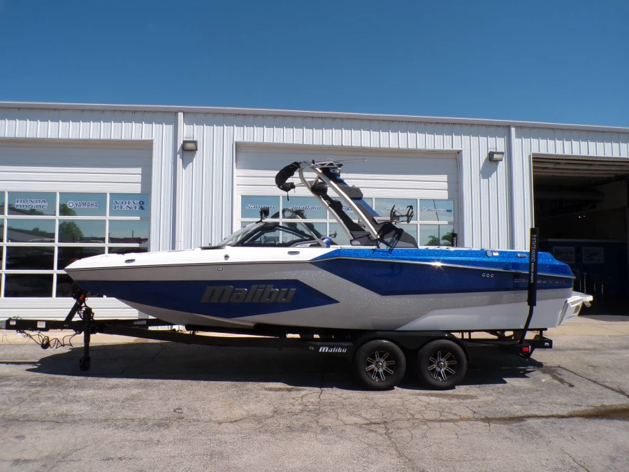 2026-malibu-wakesetter-24-mxz-131746-image3